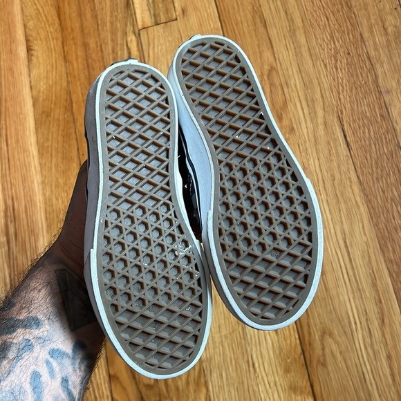 Vans checkerboard gray slip ons 2Y - Picture 4 of 6